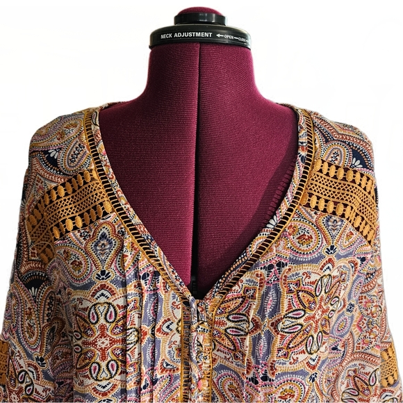 Zac & Rachel Boho Paisley Flowy Blouse - Picture 2 of 15